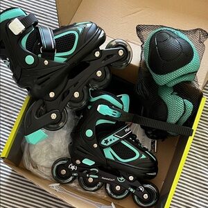 Mammy Gol Black and Teal Roller Skates with Protective Gear